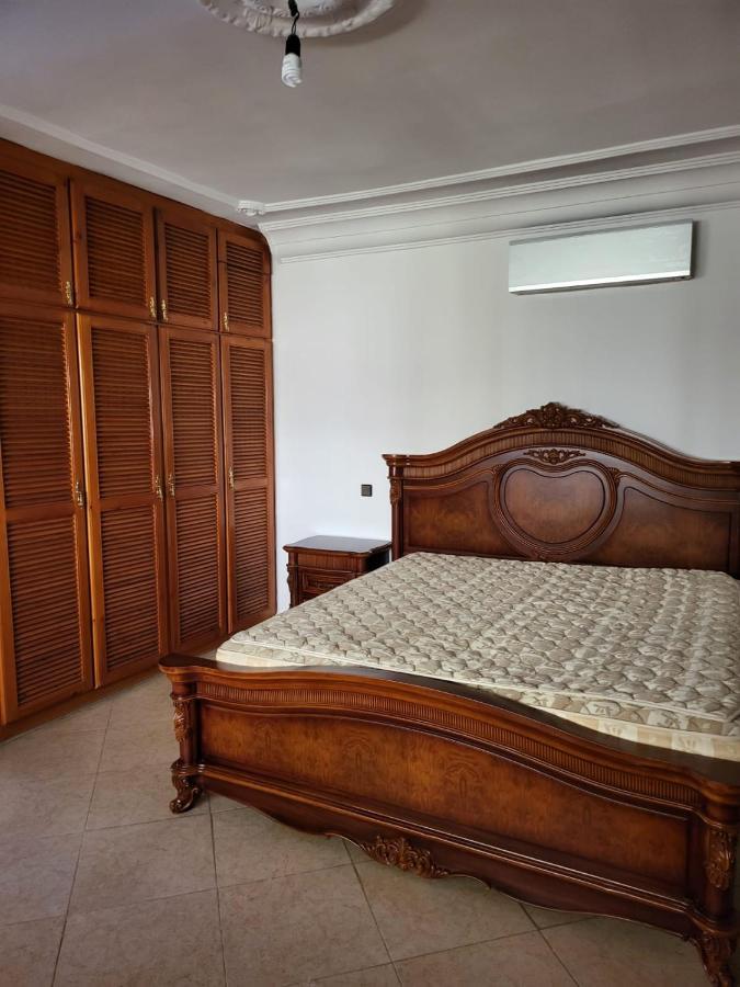 Vaste Appartement Au Centre De Tétouan Exteriör bild