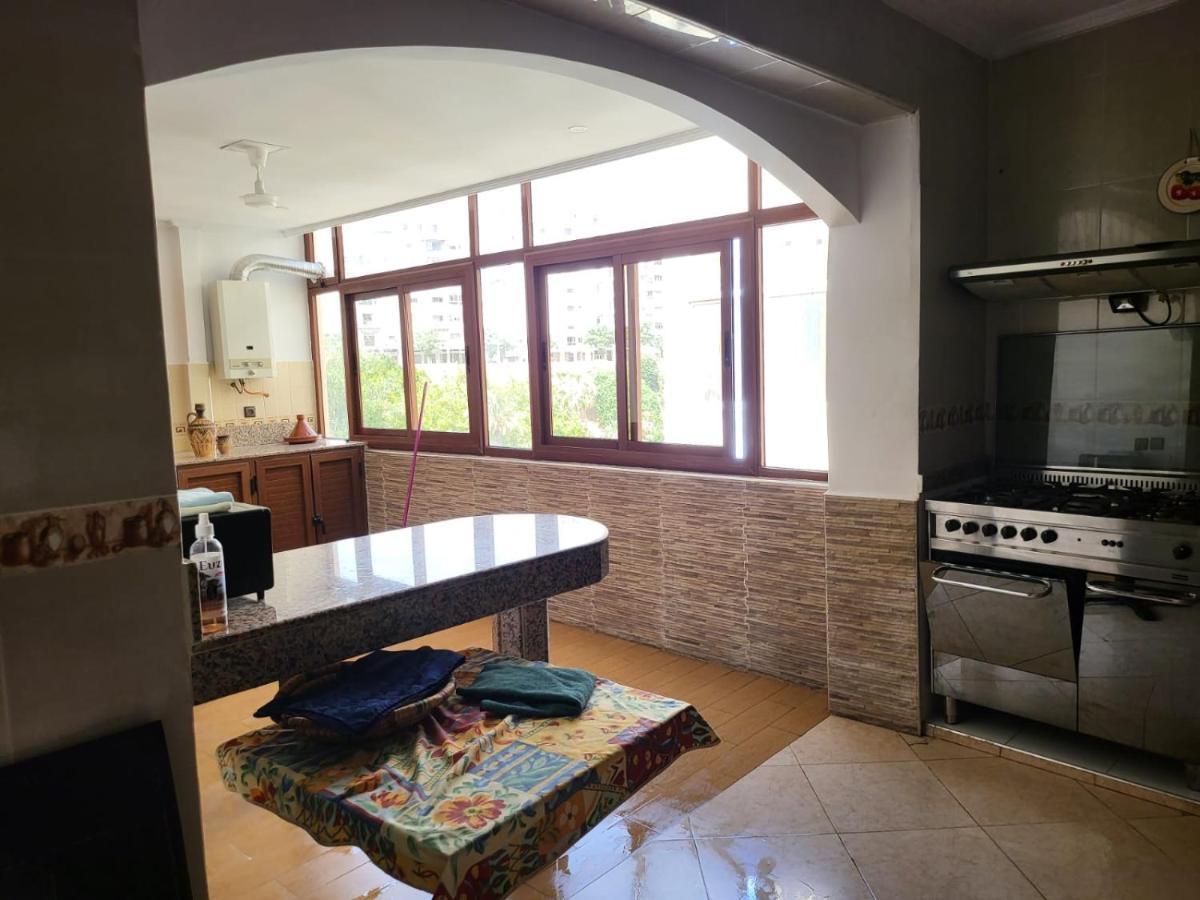 Vaste Appartement Au Centre De Tétouan Exteriör bild